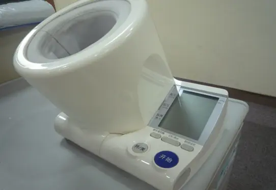 上臂式电子血压计（筒状）示例